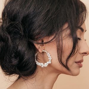 Olive and Piper Cruz Pearl Hoops Earrings